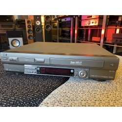 JVC SR-VS30...