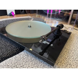 Pro-Ject - T1