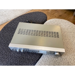 AKAI AM-U01