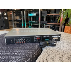 AKAI AM-U01