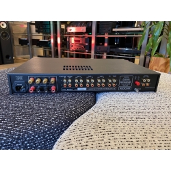 AUDIOLAB 8000A