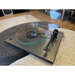 REGA PLANAR P3