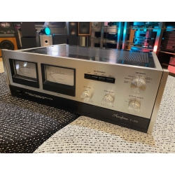Accuphase P-300
