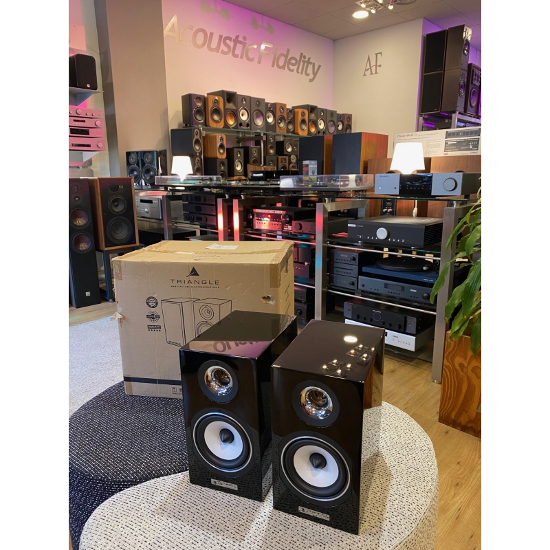 TRIANGLE ESPRIT TITUS EZ