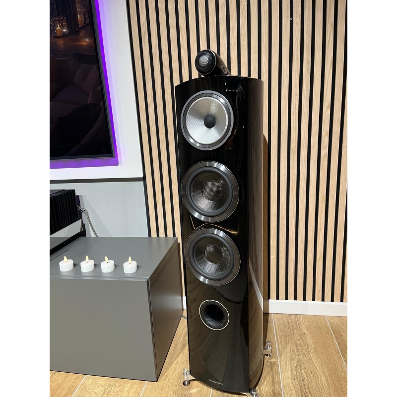 Bowers&Wilkins 803 D3