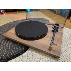 Rega Planar P1