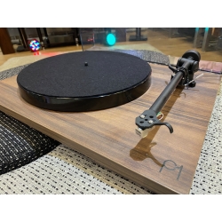 Rega Planar P1