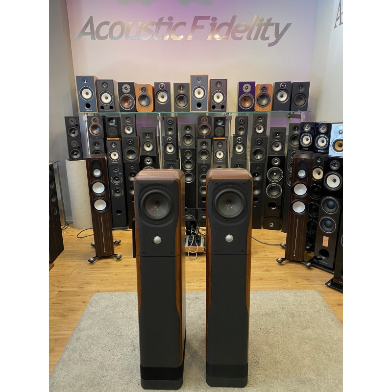 CHARIO Sovran Academy